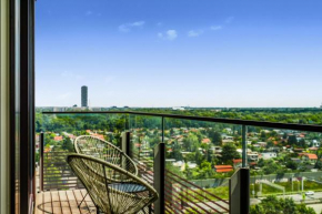 Vienna Sky Apartment I Rooftop pool I Netflix
